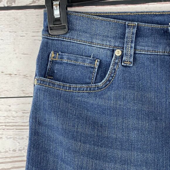 Style & Co SZ 12 Jeans Straight Leg Stretch Mid-Rise 5-Pocket Medium Wash Blue - Picture 2 of 8